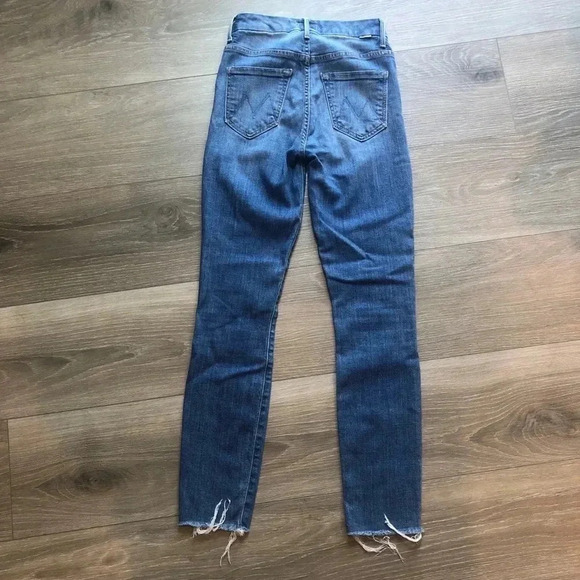 MOTHER High Waisted Looker Ankle Fray Denim Jeans One Smart Cookie Size 23 - Picture 14 of 16